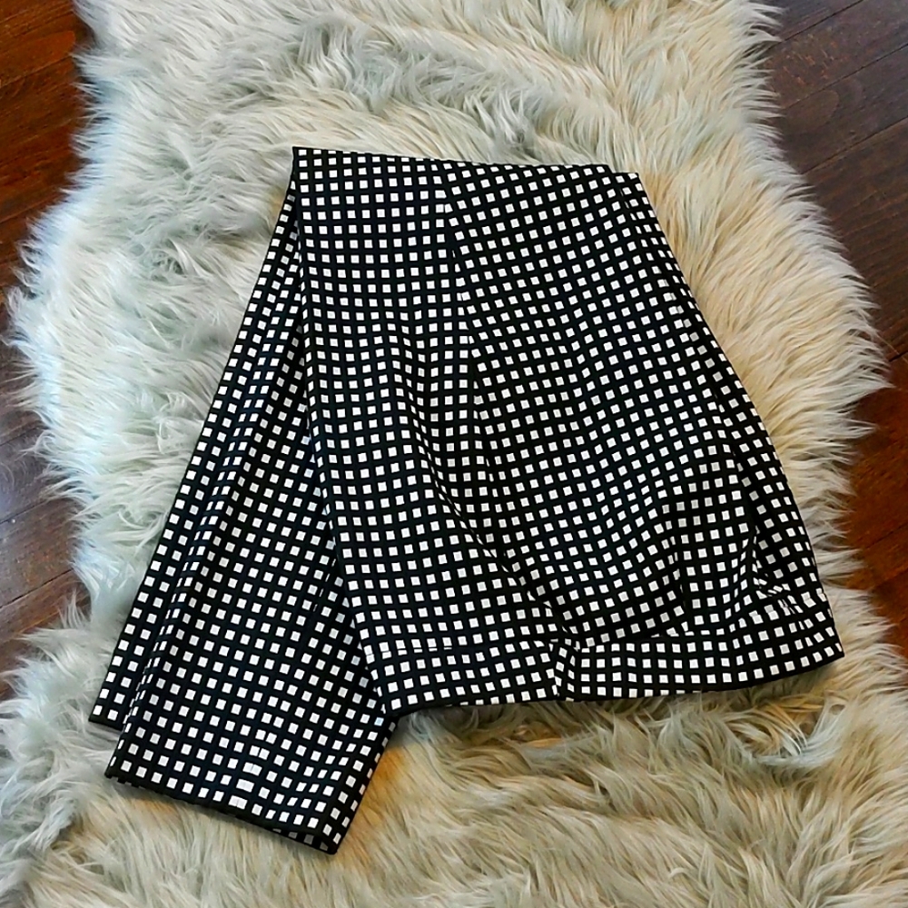 Black and white dress pant